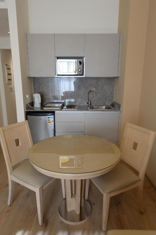 Nest 1 Hotel Beirut Bagian luar foto