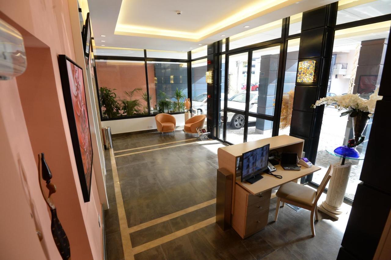 Nest 1 Hotel Beirut Bagian luar foto